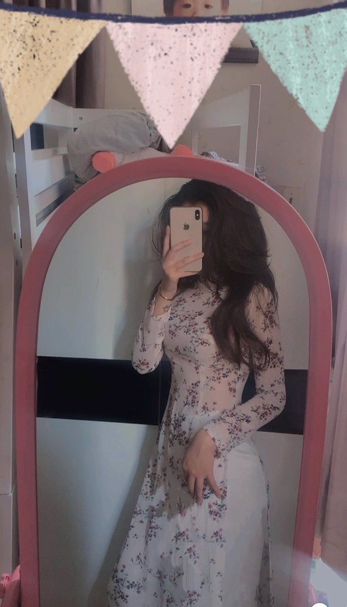 BeMexxxNe2001's tweet image. Neww SG 
Sn 2001
Cao 1m60
Nặng 47kg
Sd 80 65 90
Kv : Trung tâm SG q1 ,Bình Thạnh và các quận lân cận
- Dth , xinh xắn , nhiệt tình , Bj tốt , ngoan ngoãn .
Nhận solo + ovn 
Thông tin ib @Mexsub2504 

t.me/Subvietnam999