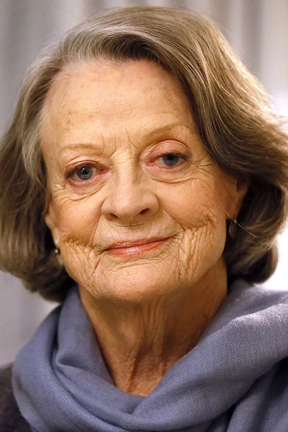  Happy birthday to Dame Maggie Smith who portrayed Minerva McGonagall in the films! 