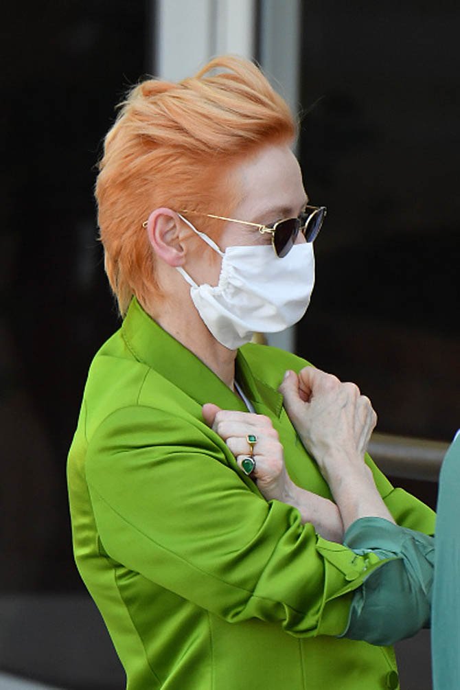 RandomTilda tweet picture
