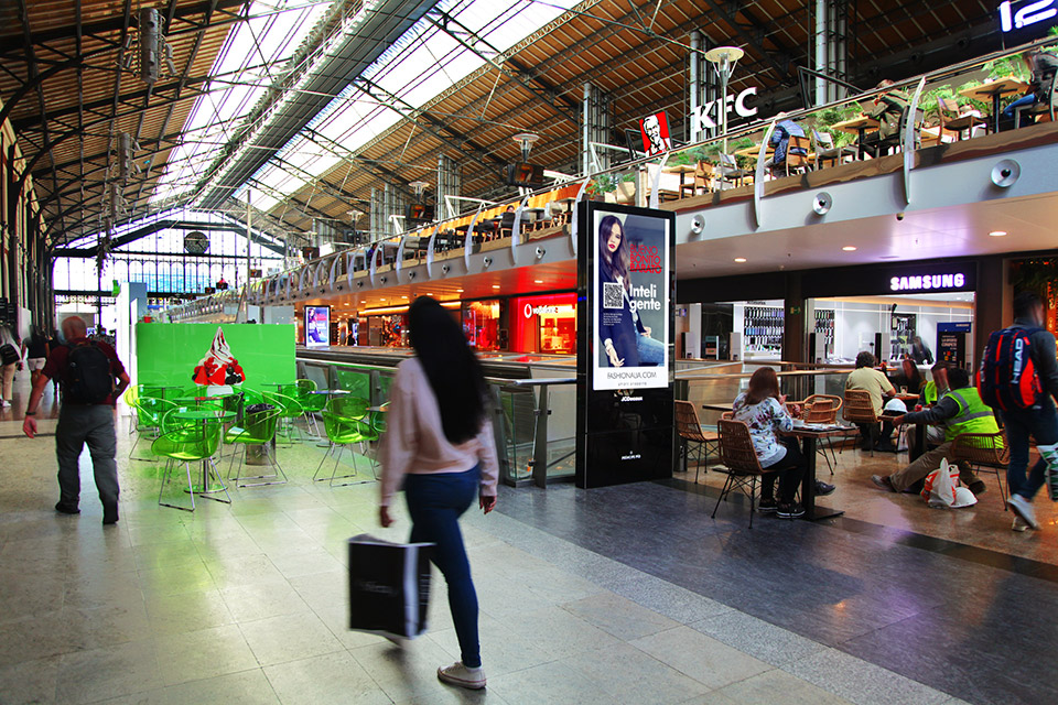 JCDecaux_ES's tweet photo. Con #Fashionalia creamos una campaña transversal para potenciar el #drivetostore y #drivetoweb de la marca, consiguiendo demostrar la eficacia de #Exterior con marcas nativas digitales que buscan conversión🚀
+ info en web➡️ https://t.co/tn4vS3Y3LH https://t.co/OnSOzTOfbm