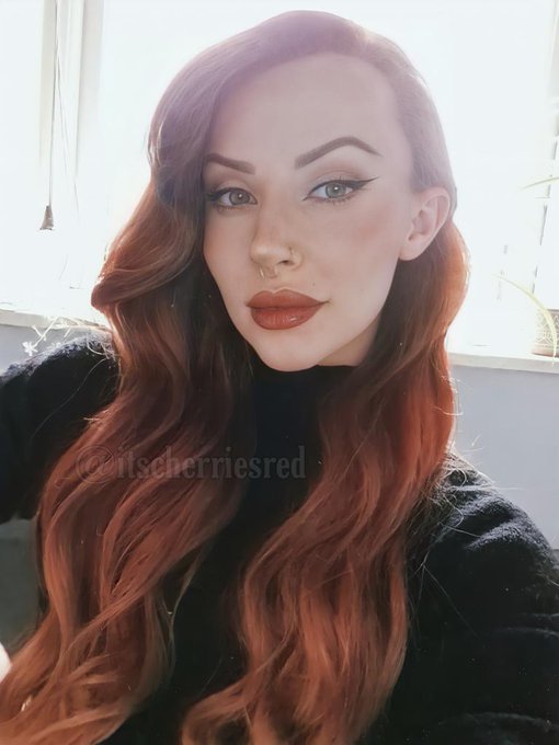 Titch ✨️’s pics and videos