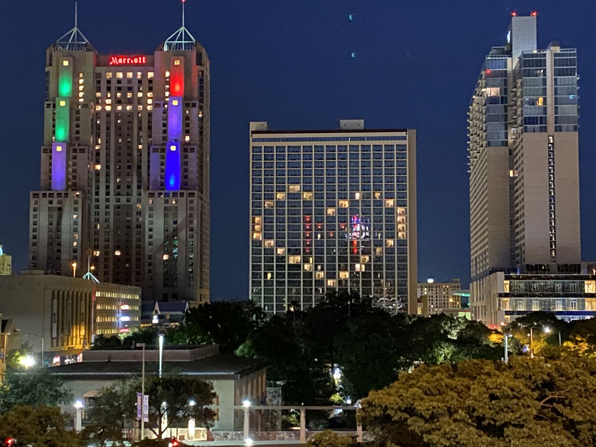 VisitSanAntonio's tweet photo. #DoItForSA and check in on the latest health and safety guidelines before your travel: https://t.co/v2j6n9qWHt https://t.co/iTGh9eyiiL