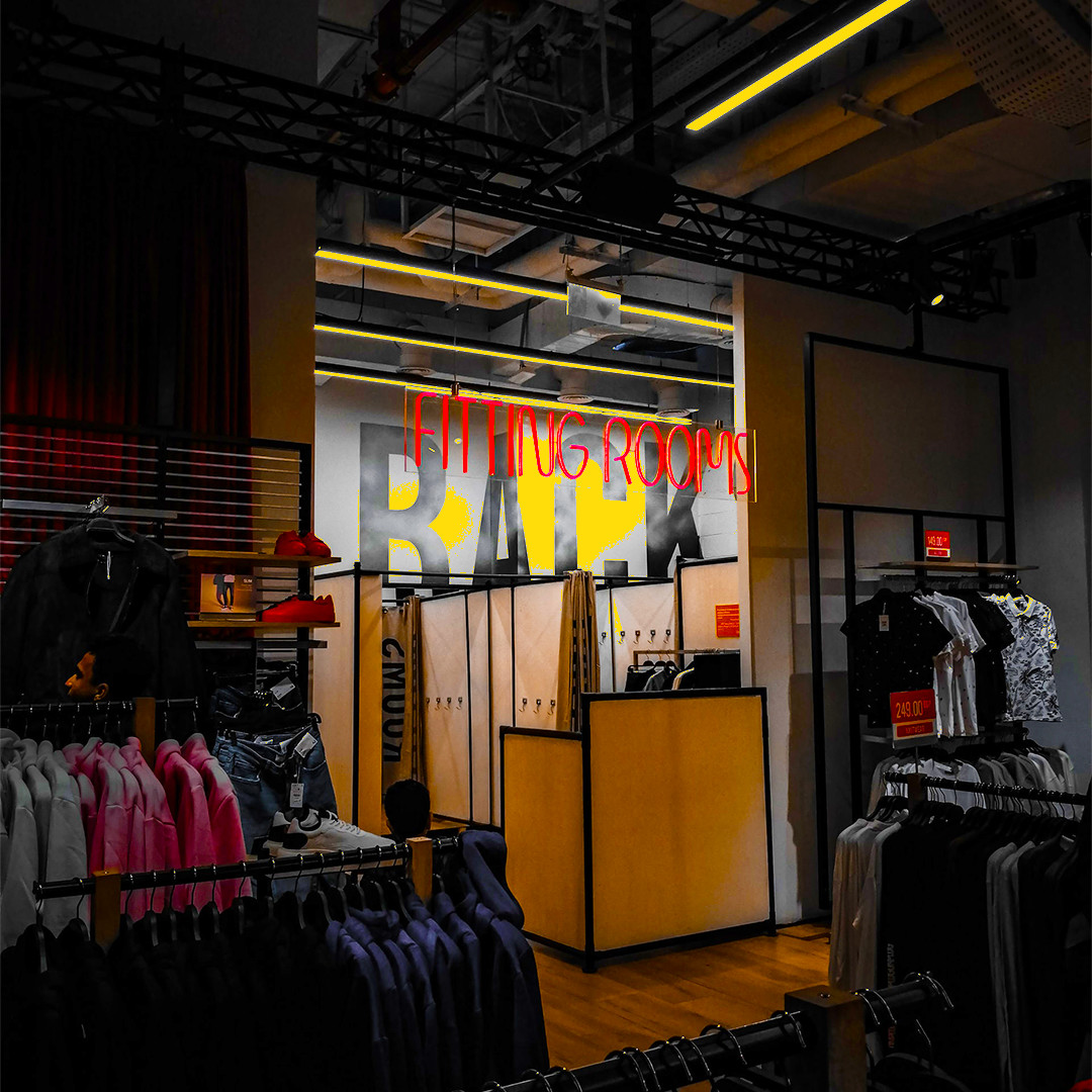 eZine Repost
LOOKIN’ FLASH
Time For a Wardrobe Update?

Balance out your ethical fashion collection with help from Future King and Queen. If you are trying not to spend, make sure you hide your credit cards ;)
futurekingandqueen.com/womens-ethical…

#veganfashion #crueltyfree #vegancommunity