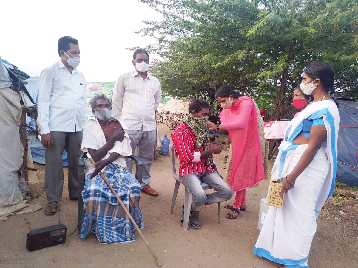 SBCCcell's tweet photo. Reaching out to the community. #Vaccination drive being held at slum area under Podili mandal in #Praksam district.

#Unite2FightCorona
#APFightsCorona #COVID19Pandemic https://t.co/k6cJz7BfXJ