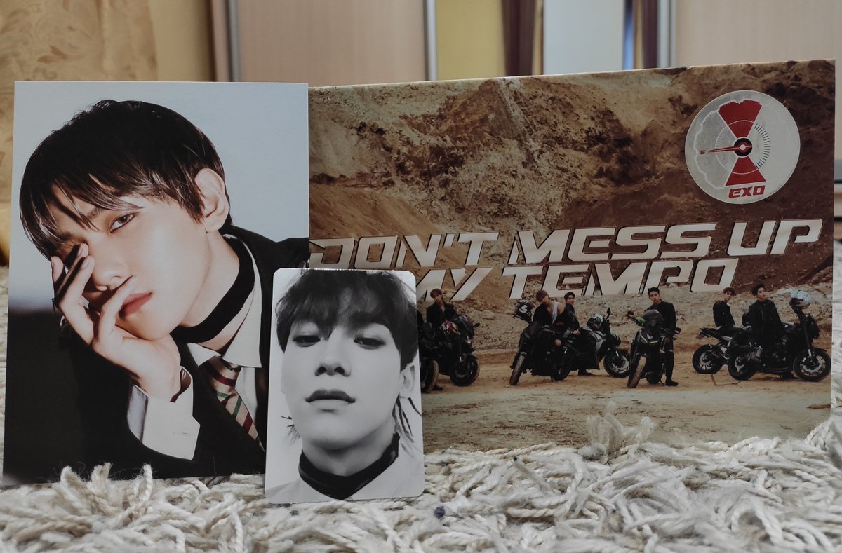 anxskw's tweet photo. продаю альбом exo don't mess up my tempo moderato ver. 

- фотобук без ушкоджень
- карта чонде
- листівка з бекхьоном

ціна: 400 грн https://t.co/JaVL0lQItK