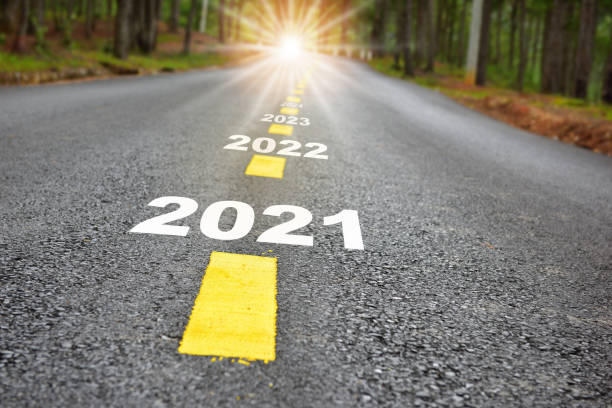 GEOTAB's tweet photo. Read this recent blog from Geotab partner @PrePass to find out what happened in the trucking industry and the world of regulation this year, plus, get a peak at what's to come in 2022. Check it out here: https://t.co/bbqtKGeTvv #truckingblog #trucking #truckingindustry #prepass https://t.co/L8S0EdJpVW