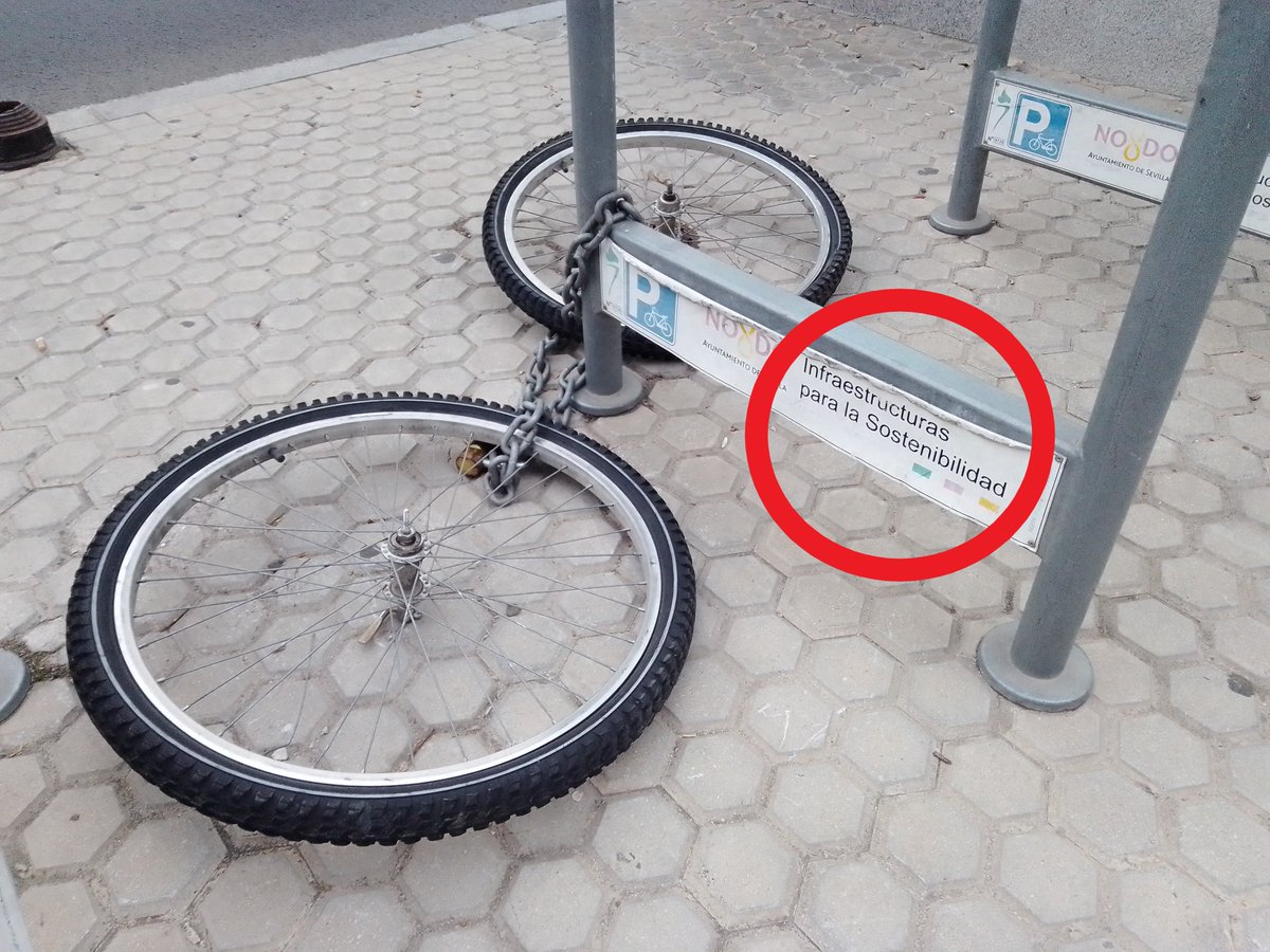 SOSterritorios's tweet photo. 🔴Infraestructuras para la #Sostenibilidad del @Ayto_Sevilla de la #Estación de #Nervión de #MetroDeSevilla.
Creemos que lo dice todo de esta #Ciudad pero ellos siguen con su #Campaña: "No olvides que cada cosa va #ASuSitio y ahora tiene premio".
No podemos decir más con menos... https://t.co/QYVklr8Nls