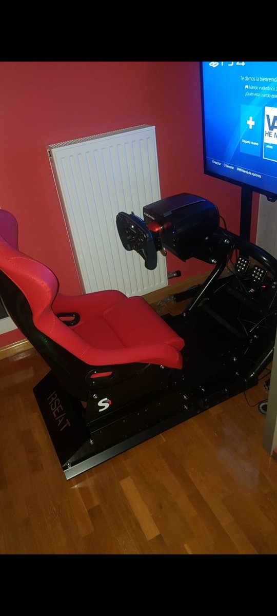 ivanthemuru's tweet photo. Ayuda 🔴🔴 vendo conjunto simracing (fanatec + track racer cockpit) precio 499€ 🔴🔴 URGE, Entro en prisión en breve 🙏 https://t.co/tq5PwGwlLY