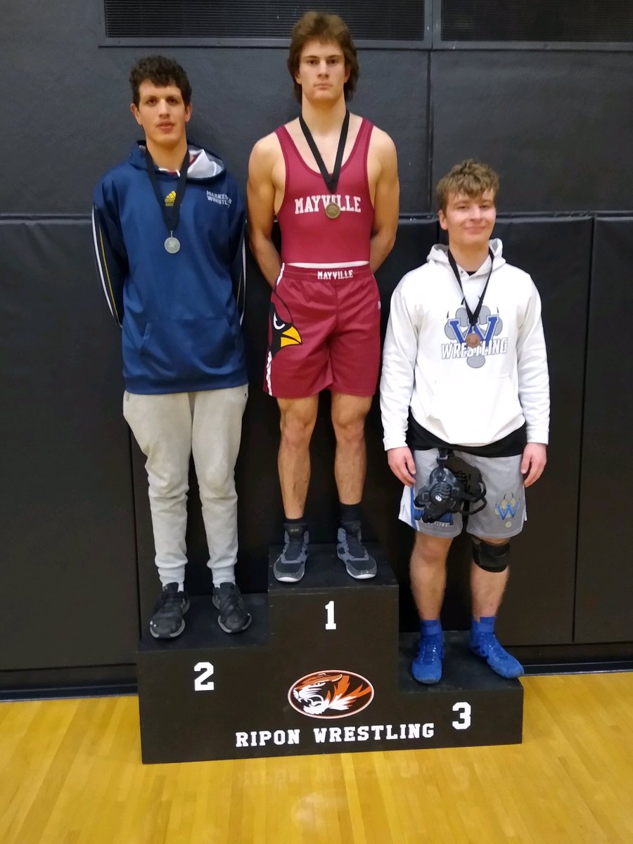 NoennigTom's tweet photo. Wrestlers place 8th of 13 at Ripon yesterday.   Vetter is champion.  Legas finished in 2nd.  Great job on the mat!  #cardinalpride https://t.co/A2WB0WWb68