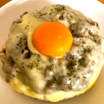 お手軽に作れる料理のレシピを探している人必見!電子レンジで作れる「キーマカレー」のレシピ!