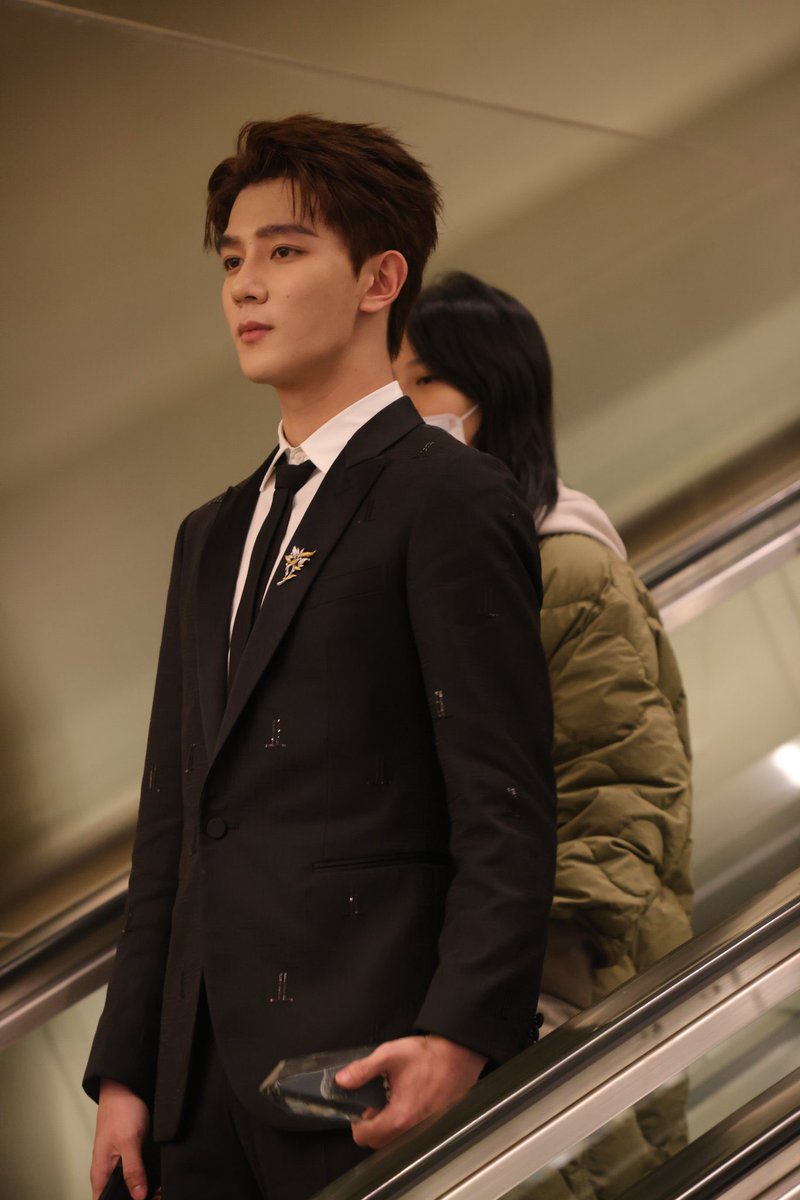 ตต •〰️• 光光 tweet media