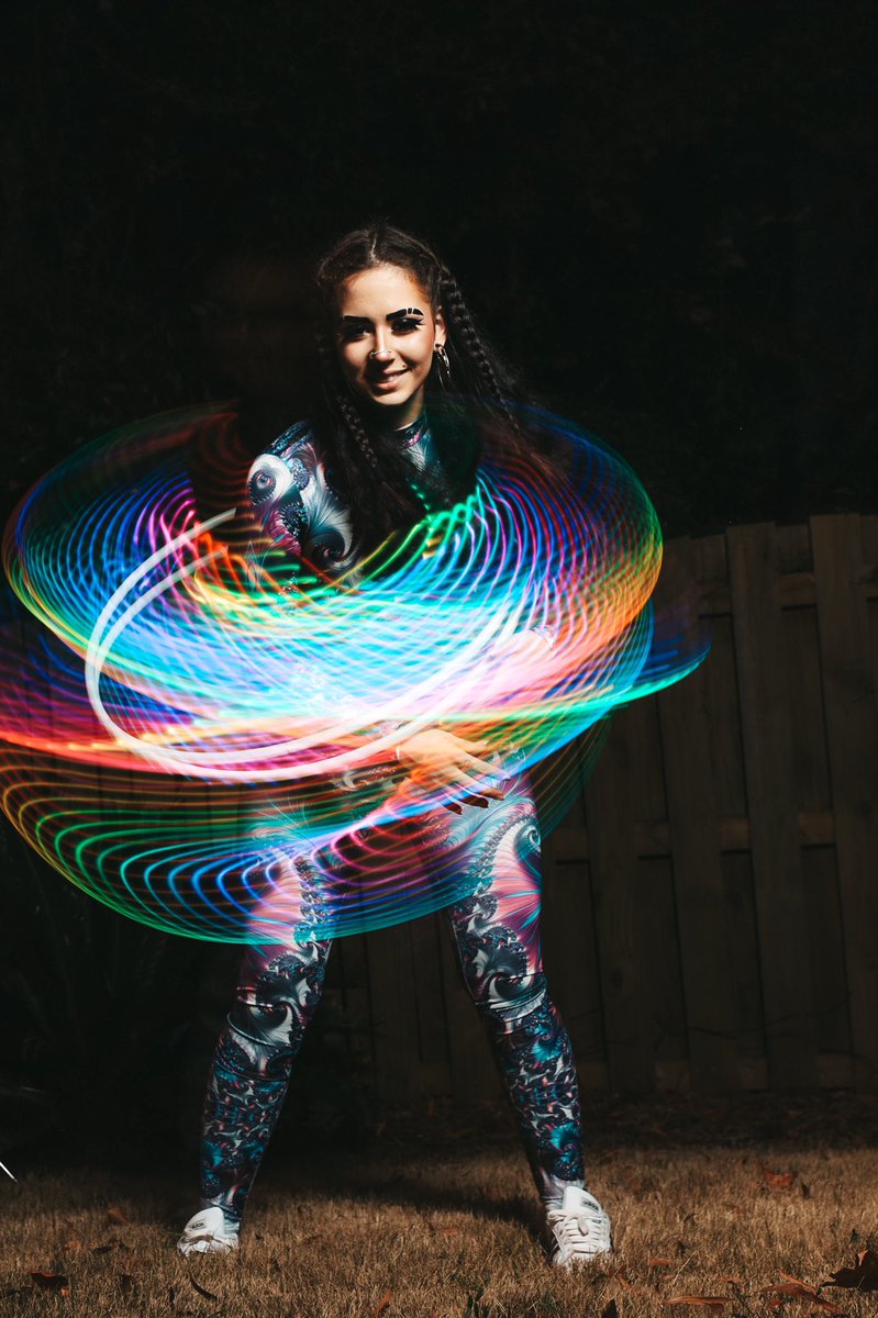 Lotide__'s tweet photo. We'll find our way to resolve
Our banes from the land of the living
…
⭕️: @AstralHoops 
…
#doublehoops #flow #longexposure #flowartist #flowmies #flowmiesofearth https://t.co/tfMMl693RD
