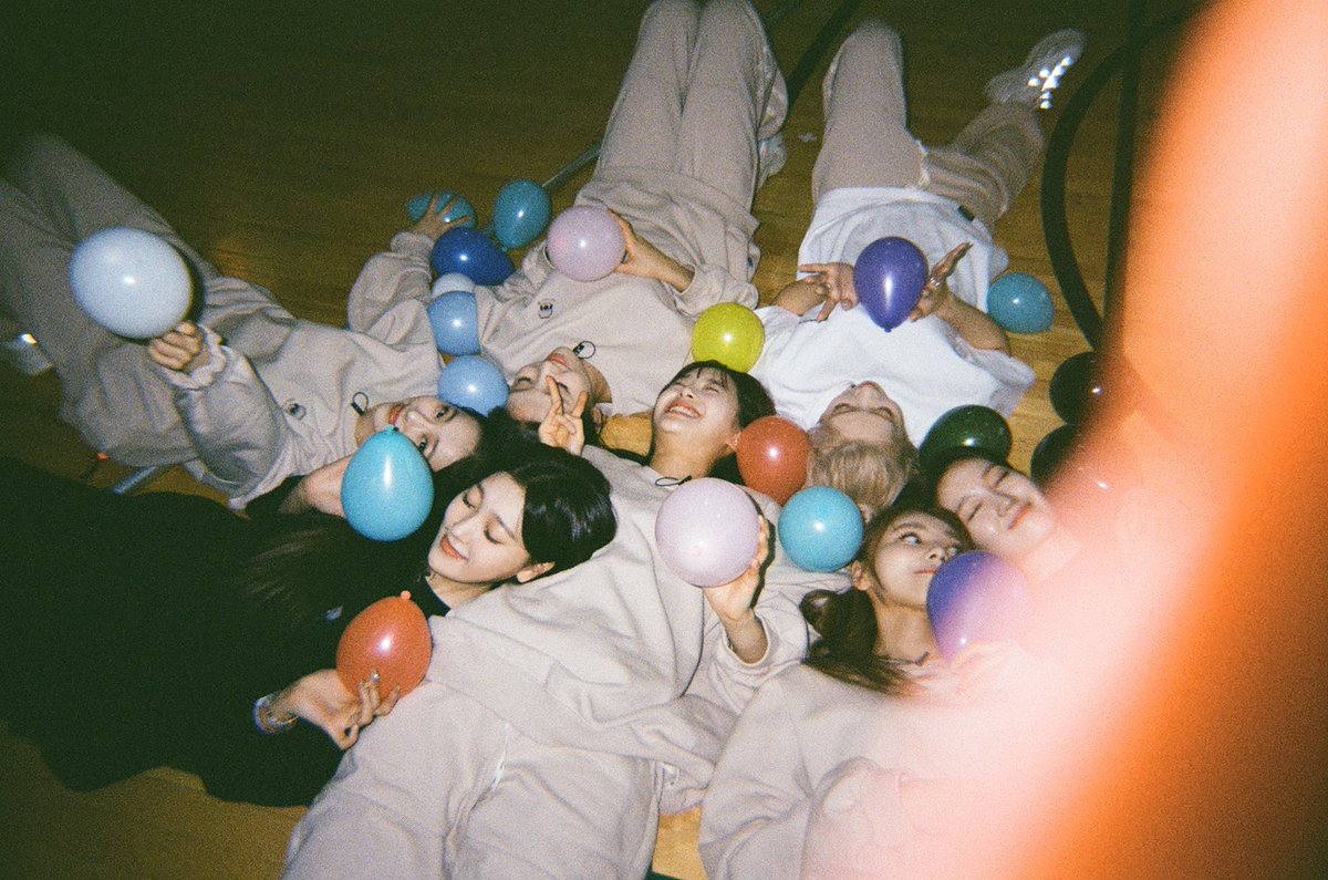 HeeJin France 🐰 tweet media