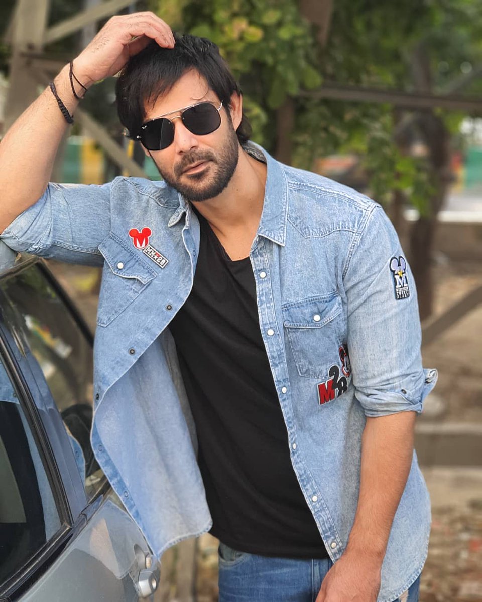 RaviAwana19's tweet photo. New look❤ #raviawana #newlook #causuals https://t.co/l5DfoqUo3n