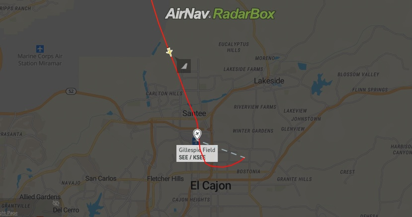 dlopez_1992's tweet photo. #Internacional | #USA: Durante la tarde de ayer, un #Learjet 35A privado se estrelló en un área residencial de #ElCajón mientras intentaba aterrizar en el aeropuerto #GillespieField de #SanDiego, California.
Imagen: @MalikEarnest
Infografía: Airnav @RadarBox24 https://t.co/NrEOwt2UA3