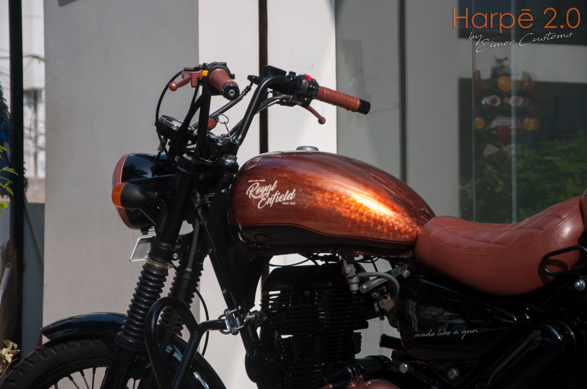 EimorCustoms's tweet photo. ~ HARPE 2.O ~ 
A Thunderbird painted on the lines of our popular model, Harpe. We painted the tank with Copper leaf and kept the rest of the body parts in Black. To enhance the copper color, the engine covers and gear levers too were painted in copper color.
#eimor #royalenfield https://t.co/a5tQ4gQiGB