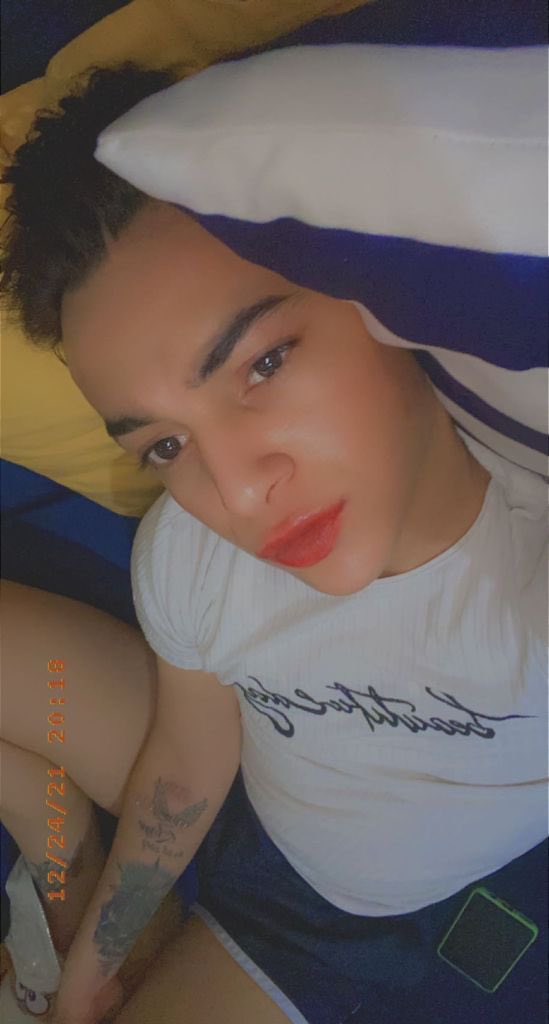 Diyarbakırdan  umut ben 20 yaşındayım pakımlı parlak pasifim yerim var ❤05050033931❤ 🥰🙈 ara görüşelim. #diyarbakirgay