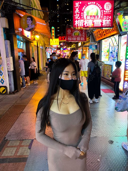 Visit the night market 👡https://t.co/OOFiQJ48GK https://t.co/gre0WDFO6X<a href="/tag/shameful"class="tags"><span>#shameful</span></a>