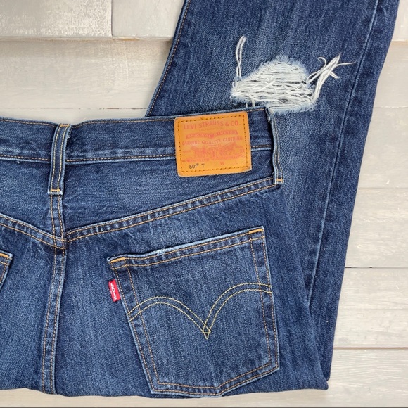 etakyad_'s tweet photo. So good I had to share! Check out all the items I'm loving on @Poshmarkapp from @sloanicusmax42 #poshmark #fashion #style #shopmycloset #levis #shein #michaelkors: https://t.co/j4qNj0GwqA https://t.co/X65iUtVdBY