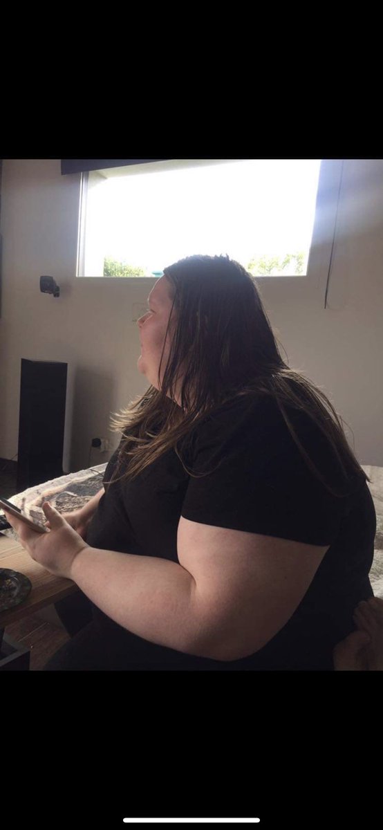 cha_vrbk's tweet photo. + de 90 kg perdus sans chirurgie 😊       2020                            2021 https://t.co/oLmesoFvTr