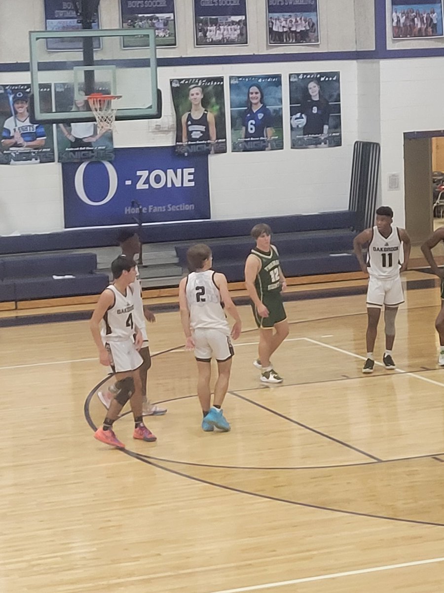 Kag1021's tweet photo. #Oakbrookpreppostchristmastourney https://t.co/dDElgQepv2