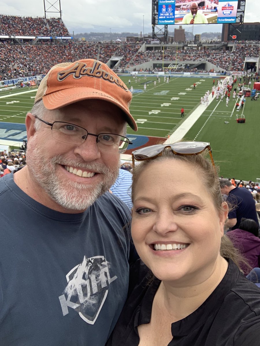 LamarAPLang's tweet photo. #BirminghamBowl #GameStop https://t.co/rLWYJ1a9DC