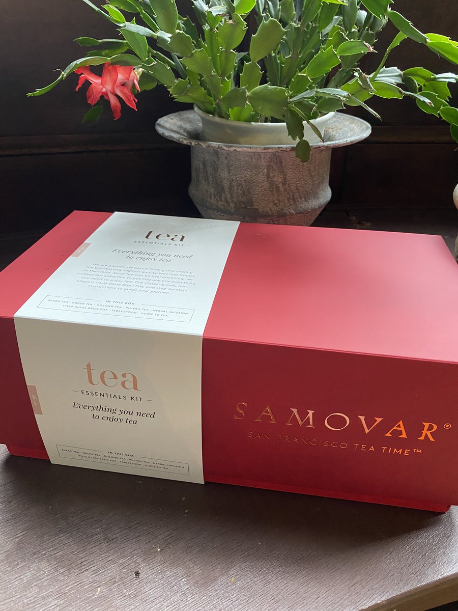 Beautiful box of tea from <a href="/tea/">Samovar Tea</a> arrived today. Thank you 🙏🏻