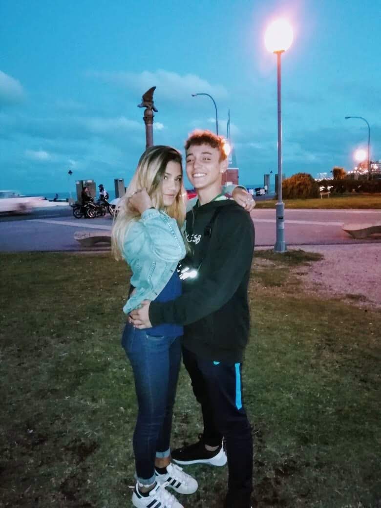 valentinxoliver's tweet photo. Primer juntada/ pasando las fiestas juntos a tres meses de cumplir tres años juntos 💖 https://t.co/JHLGw2OFi0