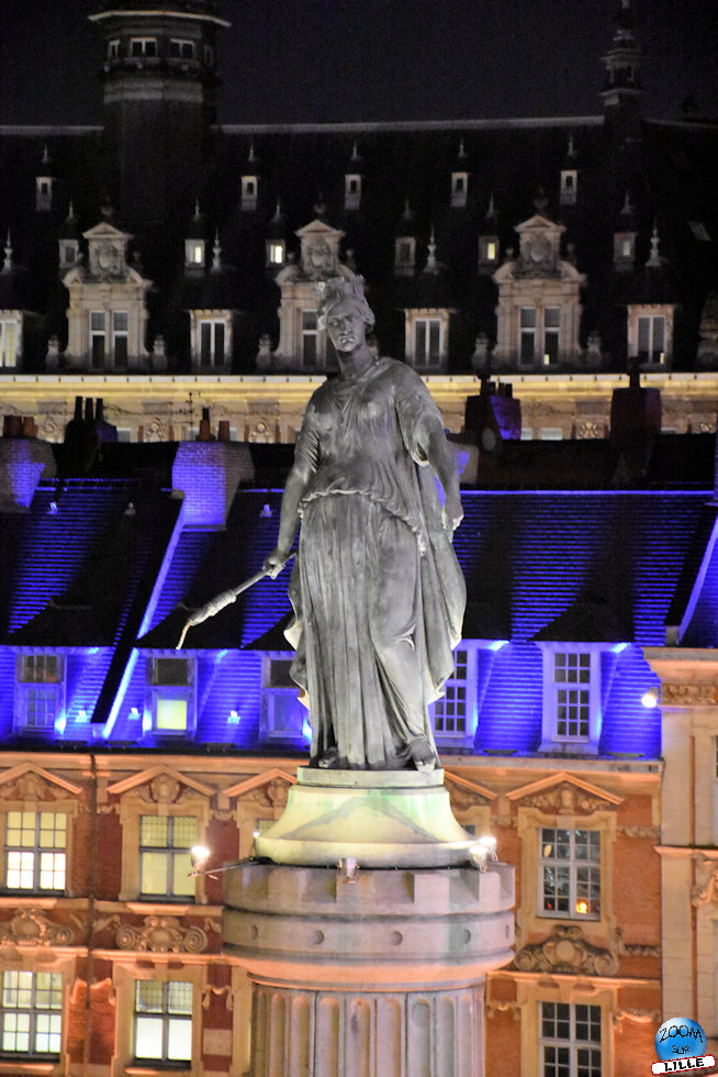 🎡 [Un petit tour de Grande Roue !!!] 🎡

📷 Découvrez nos 23 photos prises depuis le meilleur spot photos du moment >>> bit.ly/3mwFckZ

<a href="/lillefrance/">Ville de Lille</a> @MEL_Lille <a href="/Lilletourism/">Lille Tourisme</a> <a href="/Hello_Lille/">Hello Lille</a> <a href="/departement59/">Département du Nord</a> <a href="/hautsdefrance/">Région Hauts-de-France</a> #granderoue #Lille #jaimelille