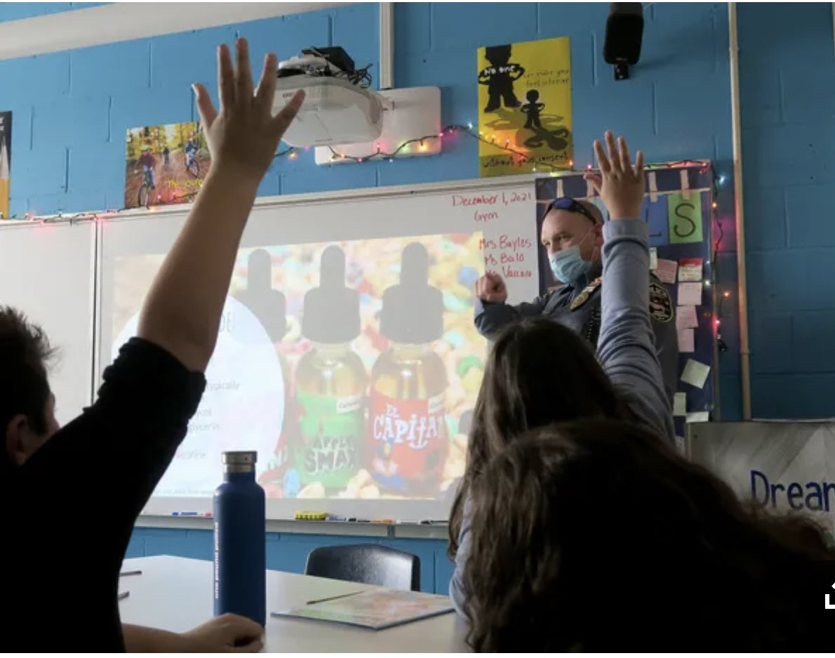 gerribayles123's tweet photo. So proud to have the DARE program in our fifth grades in Brick! Officer Sean Flynn teaching about the dangers of vaping to my 5th grade class in Lanes Mill. This was a part of their regular DARE class and featured in today’s Asbury Park Press! #SayNoToDrugs #Coltsup #Ourkidscount https://t.co/00MyHWSrpc