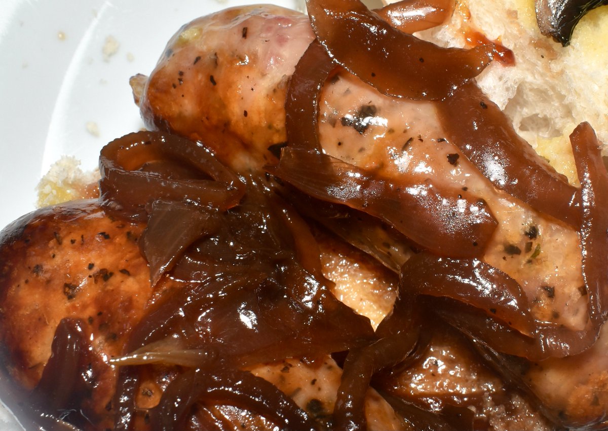 InAStickyPickle's tweet photo. Caramelised Onion Chutney with Port the perfect addition to liven up leftovers and it's delicious on a hotdog too!
https://t.co/w5kXmfG2SJ

#food #foodie #caramelisedonionchutney #smartsocial #MHHSBD #SBS #QueenOf #inastickypickle #recipes #FoodForThought https://t.co/q5Dk2wSN3a