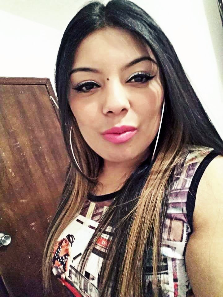 Negra2Pao's tweet photo. Que les parece su putita completa https://t.co/unJcp4SmHz