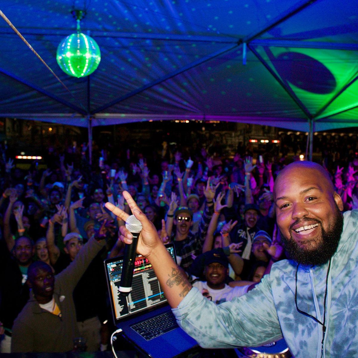 Z903's tweet photo. Happy Birthday to the guy who makes us all crack up in the mornings - @itsDJDROCK 🎉 

D-Rock is part of the heart and soul of Z90, and we couldn’t be more thankful to have him. 

Happy Birthday D-Rock 🥳! https://t.co/zvoMfVGdcx