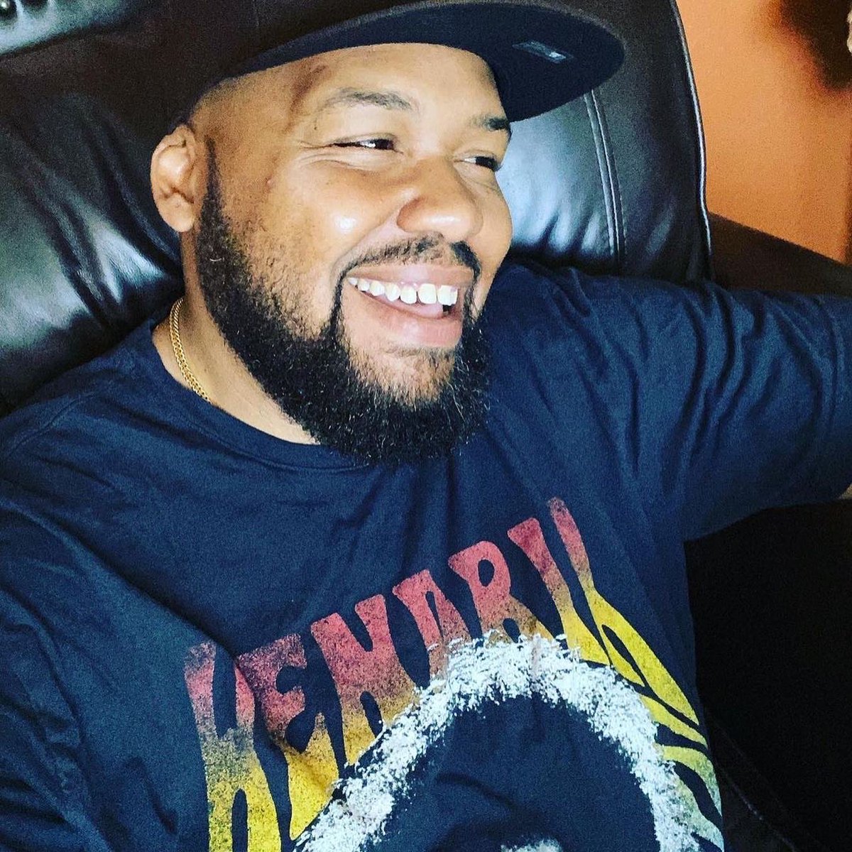 Z903's tweet photo. Happy Birthday to the guy who makes us all crack up in the mornings - @itsDJDROCK 🎉 

D-Rock is part of the heart and soul of Z90, and we couldn’t be more thankful to have him. 

Happy Birthday D-Rock 🥳! https://t.co/zvoMfVGdcx