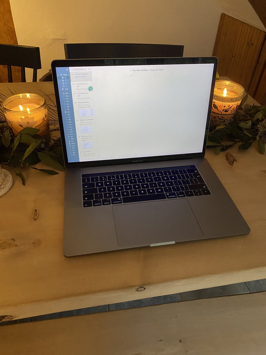 The #inbetweendays are perfect for some blue sky business planning for 2022! New chapter ahead 🙌🏻🥂 as <a href="/KetodietitianRD/">The Keto Dietitian</a> #TheKetoDietitian theketodietitian.co.uk #KDtherapy #keto #whatdietitiansdo