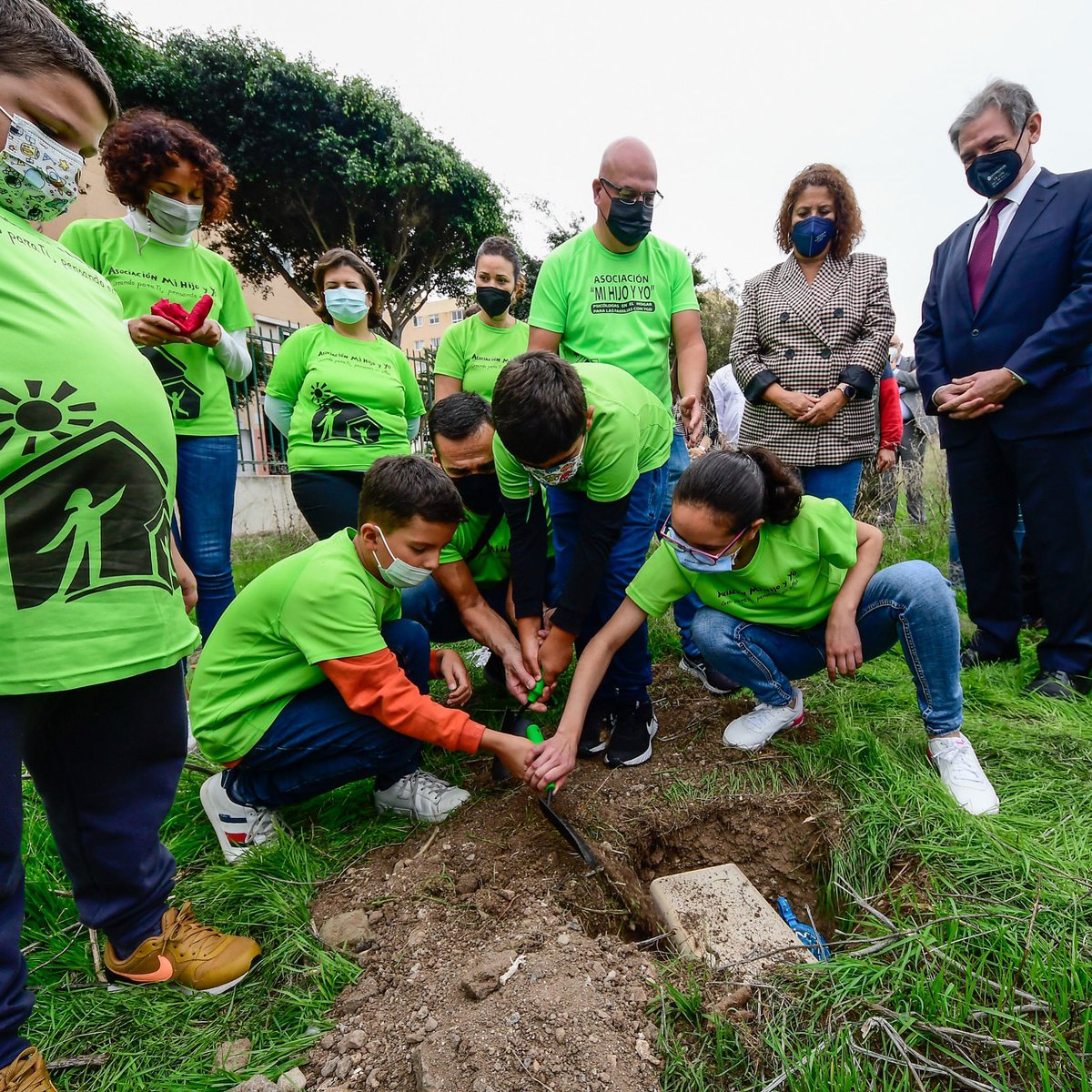 La asociación 🔊 “Mi Hijo y Yo” obtiene una parcela en el 📍Parque de La Mayordomía para construir un centro de atención a familias especializado en el #TrastornodeEspectroAutista creando un edificio moderno de 2 plantas y jardín respetuoso con el medio ambiente 🫂🌍