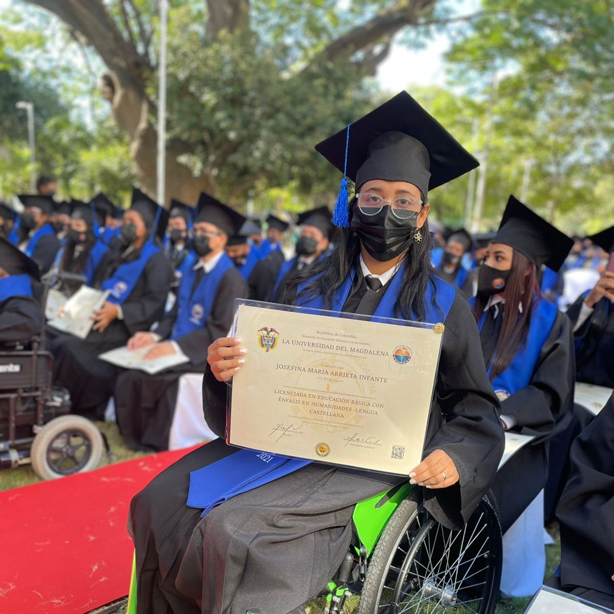 Unimagdalena's tweet photo. Felicitamos a nuestros 187 graduados del Programa de Licenciatura en Educación Básica con Énfasis en Humanidades: Lengua Castellana - adscritos al @CreoUnimag.
¡Enhorabuena por este gran logro, fruto de su dedicación, esfuerzo y perseverancia! 🥳🎓💚
#GradosUM https://t.co/ala8OwuEef