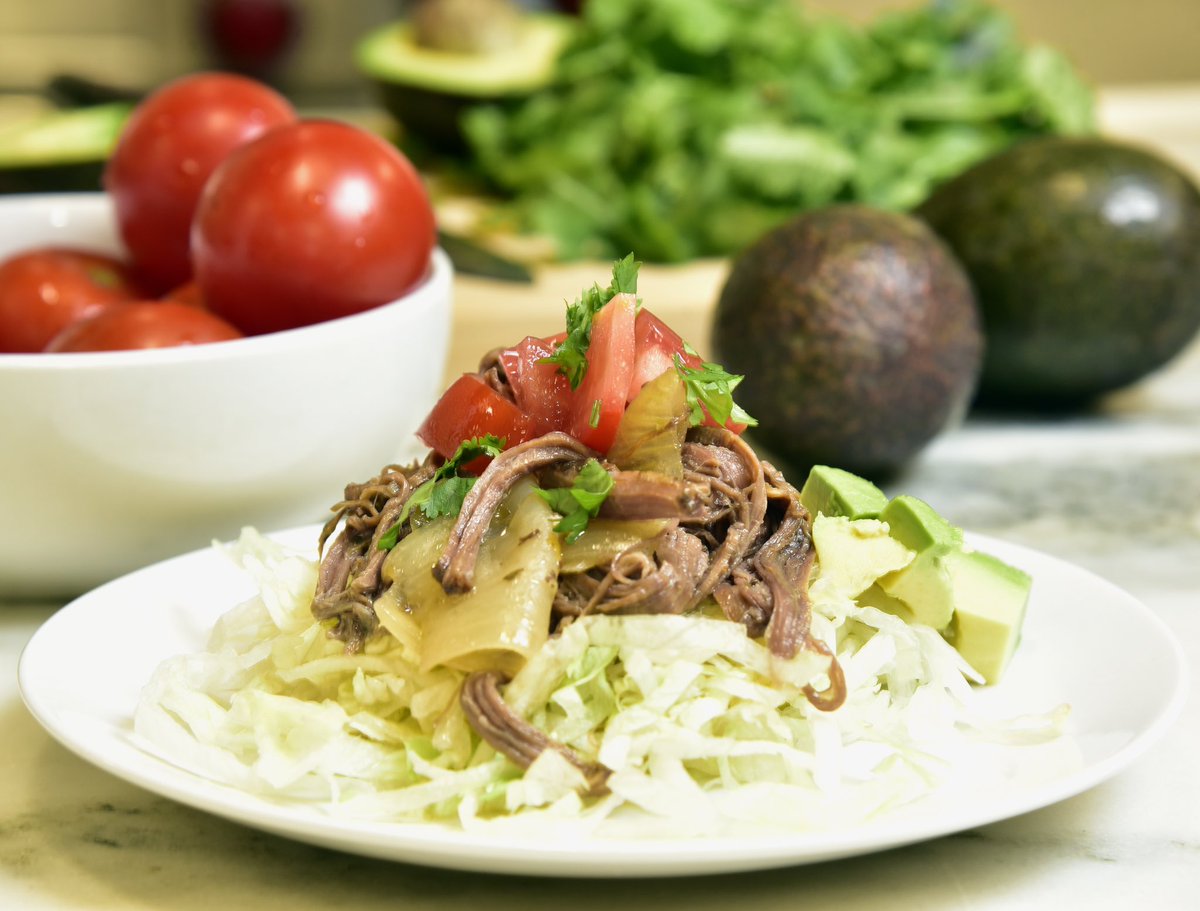 Slow cooker Salpicon! Grab the recipe 
laralyncarter.com/recipes/salpic…