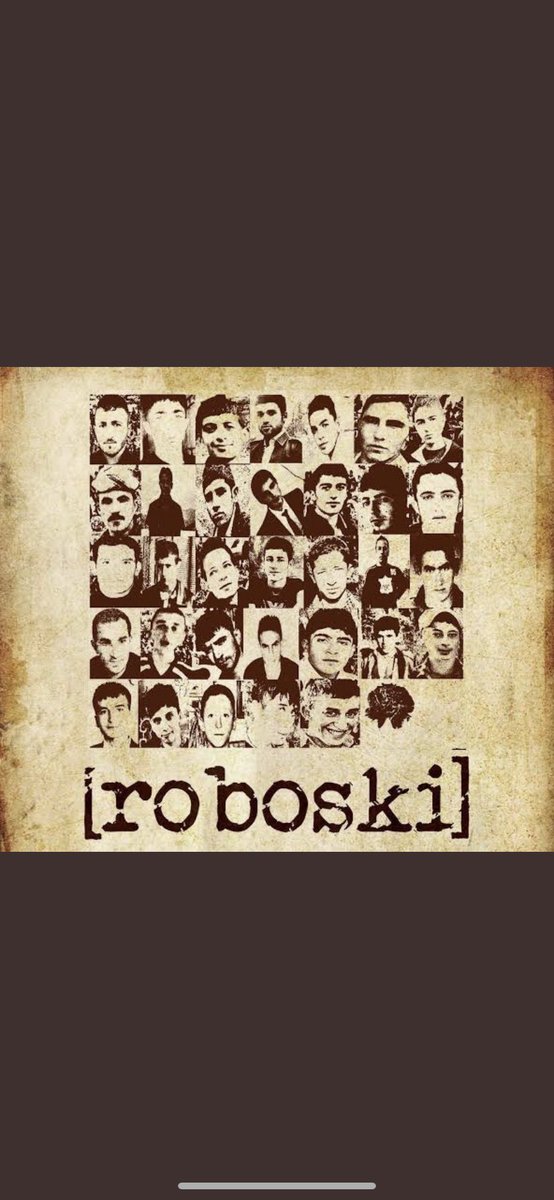 Roboski 
Bir Annenin evladını 
başından değilde,
ayaklarından tanıdığı gündür..
#RoboskiKatliamı  
#Roboski10YilOldu