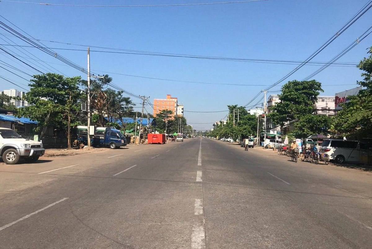 20 yo youth was Killed &amp; another was injured from the refrigerator blast that was submerged in the water under a bridge in 14th ward, Southokkalarpa,#Yangon.Terrorists Arrived shortly after. #CrimesAgainstHumanity #Dec28Coup    #WhatsHappeningInMyanmar
