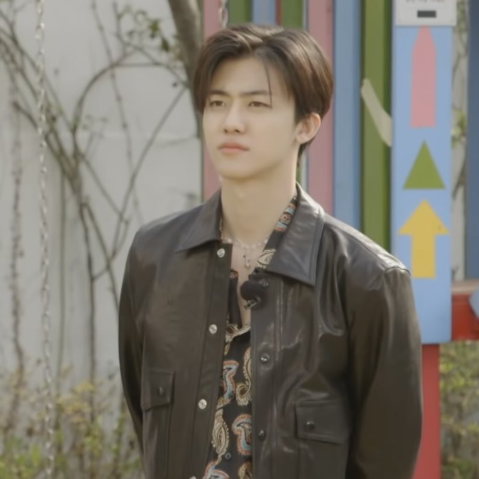 เสื้อที่เจนใส่ถ่ายแบบวันนี้รัดไปปะ #minno