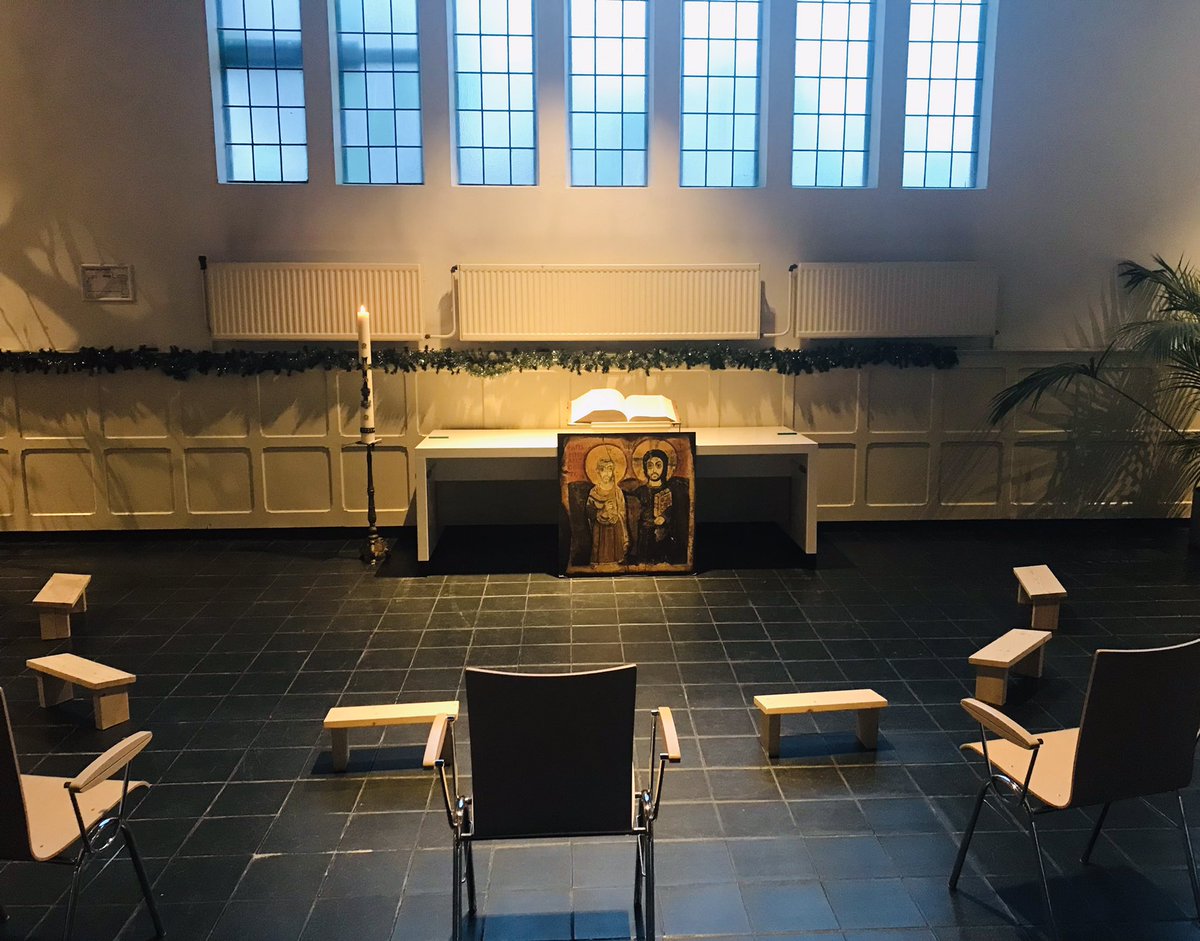 windkracht3pt0's tweet photo. Tijdens deze #lockdown is (bijna) alles dicht. Maar Windkracht3pt0 opent elke dinsdag tussen 15 en 17uur en elke vrijdag tussen 14 en 17uur de deuren van de Buurtkerk in Noordwijk aan Zee. @elziax wil zo deze mooie ruimte aan de buurt teruggeven en is met koffie/thee aanwezig. https://t.co/kVBrotP96o