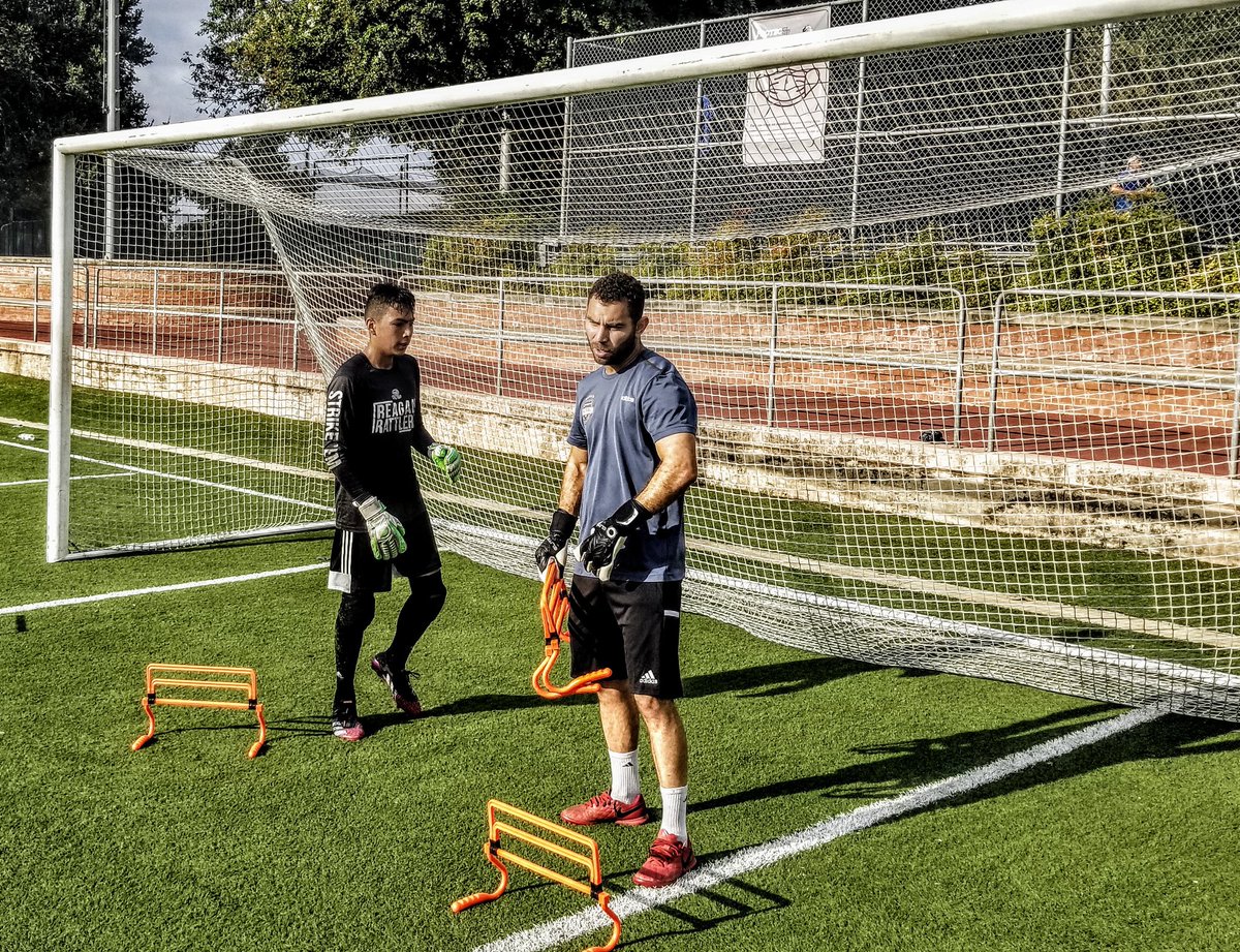 CadenMorrisGK's tweet photo. Best coaches/trainers in my life...thank you for always pushing me to be the BEST! ⚽️🙏🔥
#CoachIgor    #CoachSean #CoachGaryTucker https://t.co/jv3PCBeUzk