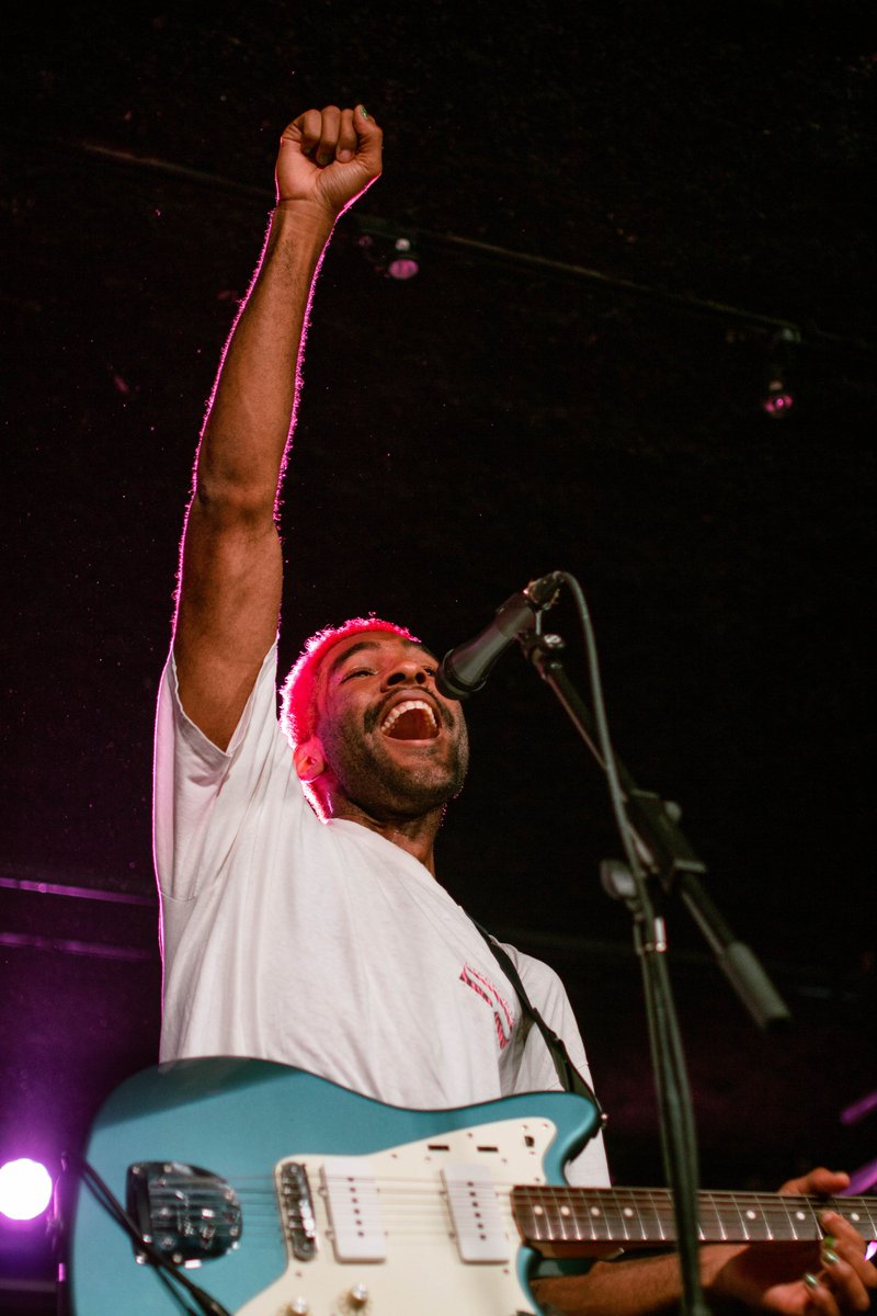 melodicmag's tweet photo. .@elliott_mags in Atlanta, GA

View more photos &amp; a review here: https://t.co/W3j8lZuft8

📸 : Ella Rueff for #melodicmag  

#livemusic #photography #musicblog https://t.co/tE6UYAoCYW