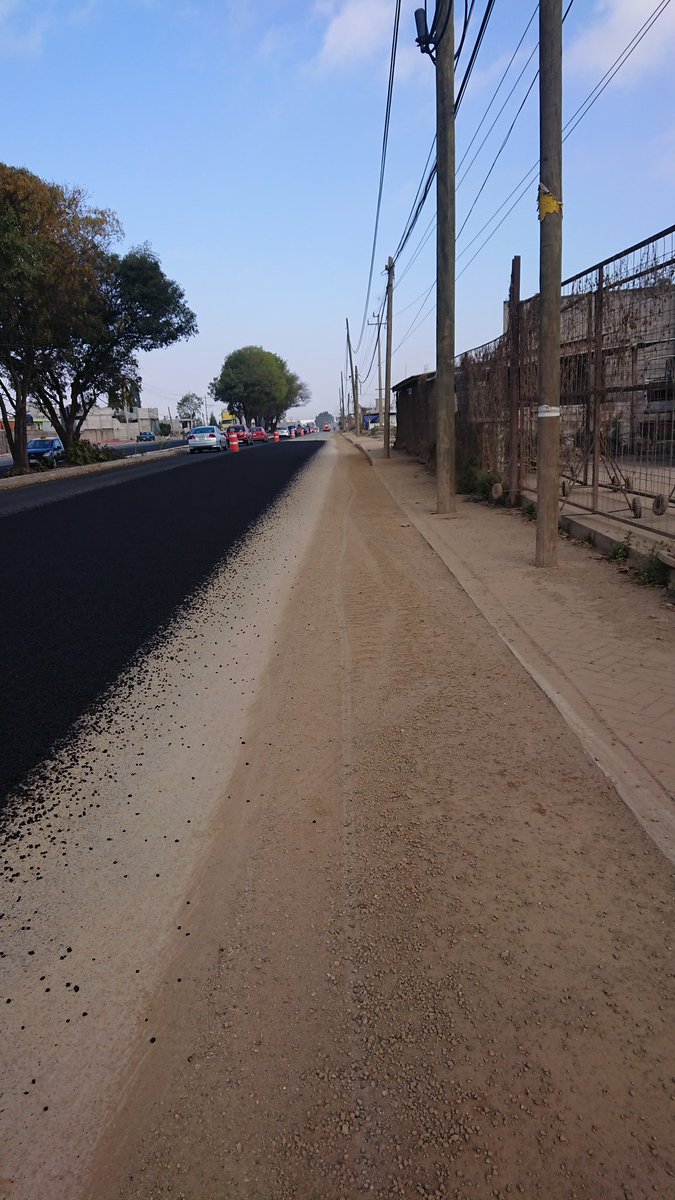 yonosoy_ING's tweet photo. @TlaxcalaSecte Que pasa con la mano de obra que contratan, se supone que la limpieza ante todo solo lo dejan a un lado. https://t.co/NvJqMVgb5a