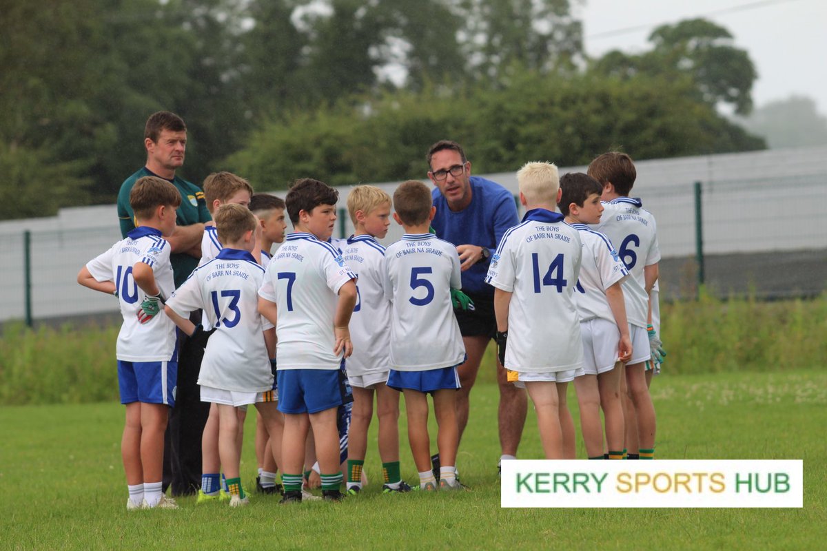 kerrysportshub's tweet photo. Photos of the year No. 12

 “Trust me lads I’ve been here before”

Kerry under 20 manager Declan O Sullivan having his ability tested with the Cahersiveen ⁦@CommunityGames1⁩ team. In the end they went on to capture the All Ireland title 

#GAA 
#Kerry #photooftheyear team https://t.co/aDSvpu3znp