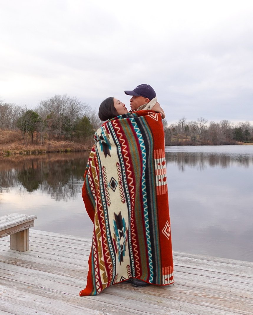 RecreationalHab's tweet photo. The Recreational Habits Throw Launching January 7th  ✨ https://t.co/hVJJ1ob79m