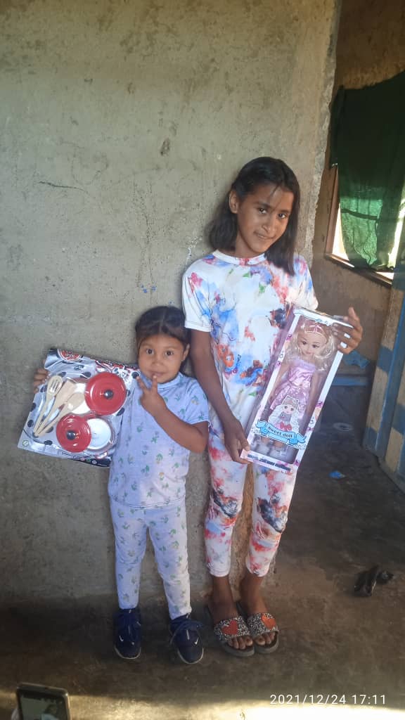 #TUPAMARO 
Culmina con éxito la confección y elaboración de los conjuntos infantiles por parte de las luchadoras y aguerridas compañeras del Movimiento de Mujeres Micaela Bastidas.
Excelente el trabajo de Organización, Responsabilidad y Cumplimiento de Metas
.<a href="/WBenavides_MRT/">Williams Benavides</a>