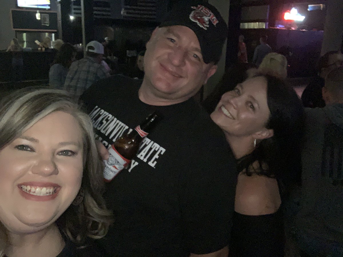 Happy Anniversary <a href="/JSUDrinkSlinger/">MrsGamecockCountry</a>  <a href="/CoachSelf2000/">COACH</a> !!!! Here’s to the best year yet!!!