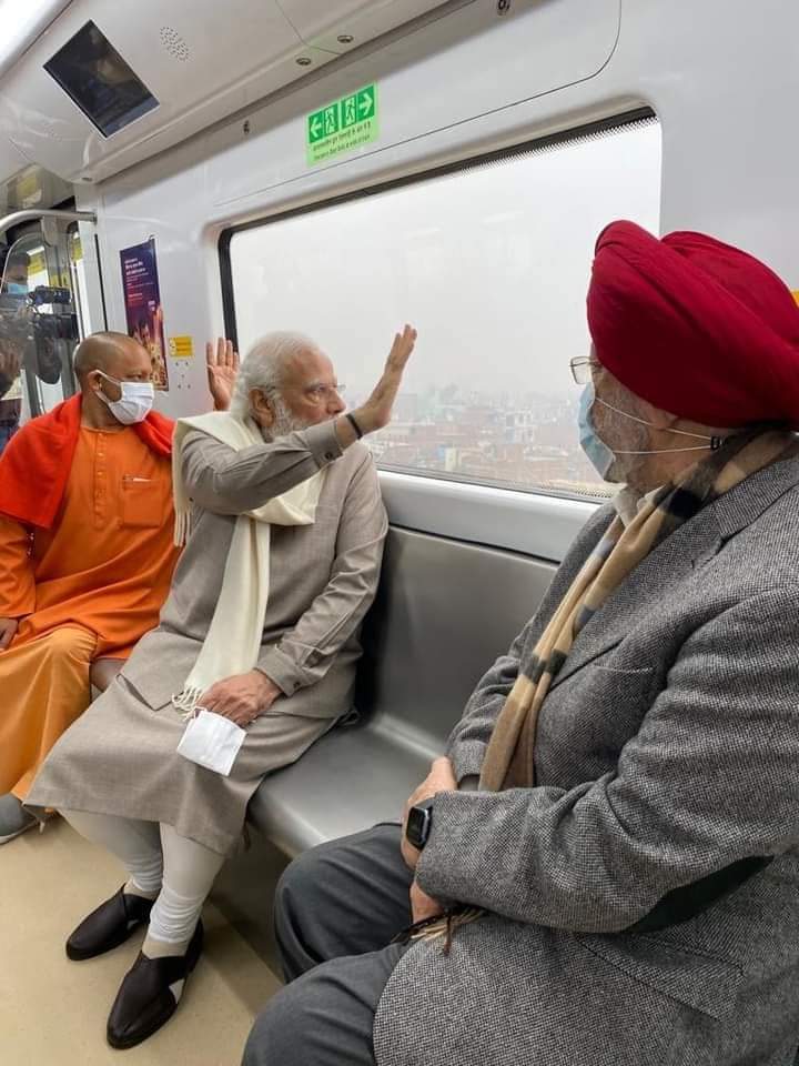 hardy1307's tweet photo. आज उद्घाटन, कल बेच दूंगा। https://t.co/OUElm4WSyt